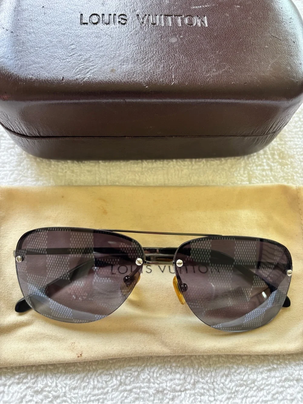 Louis Vuitton classic louis
